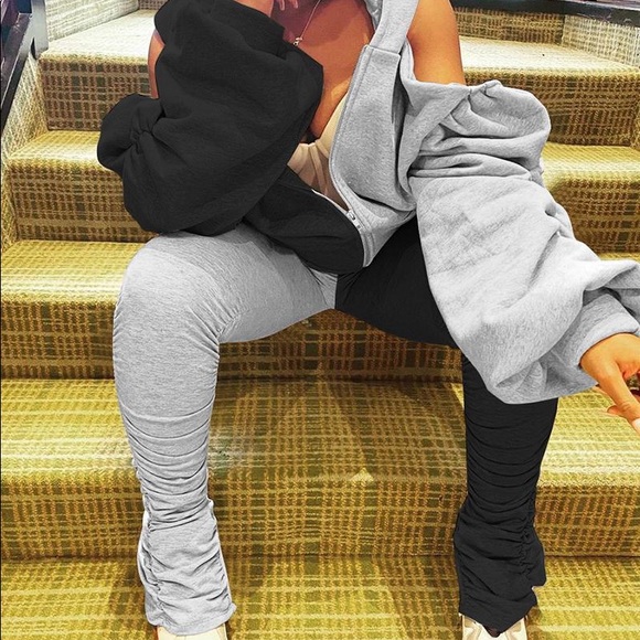 AR jogger 2 piece set - Picture 3 of 3